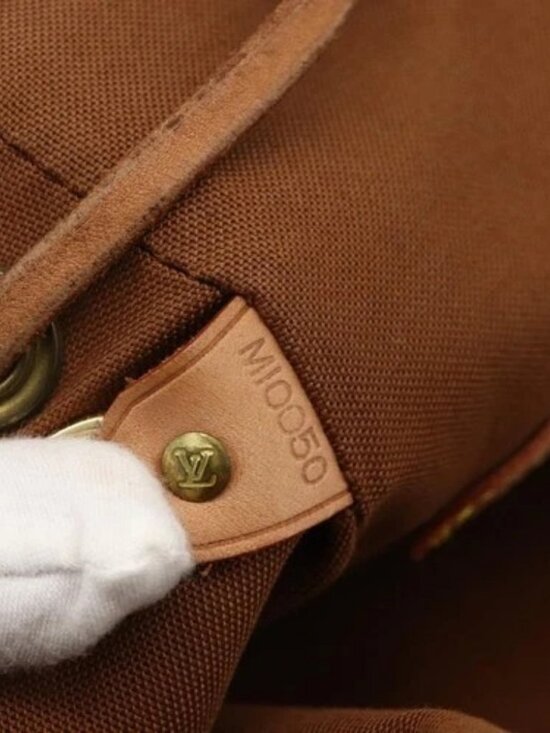 LOUIS VUITTON Monogram Montsouris GM Backpack M51135 LV Auth YKZ1303